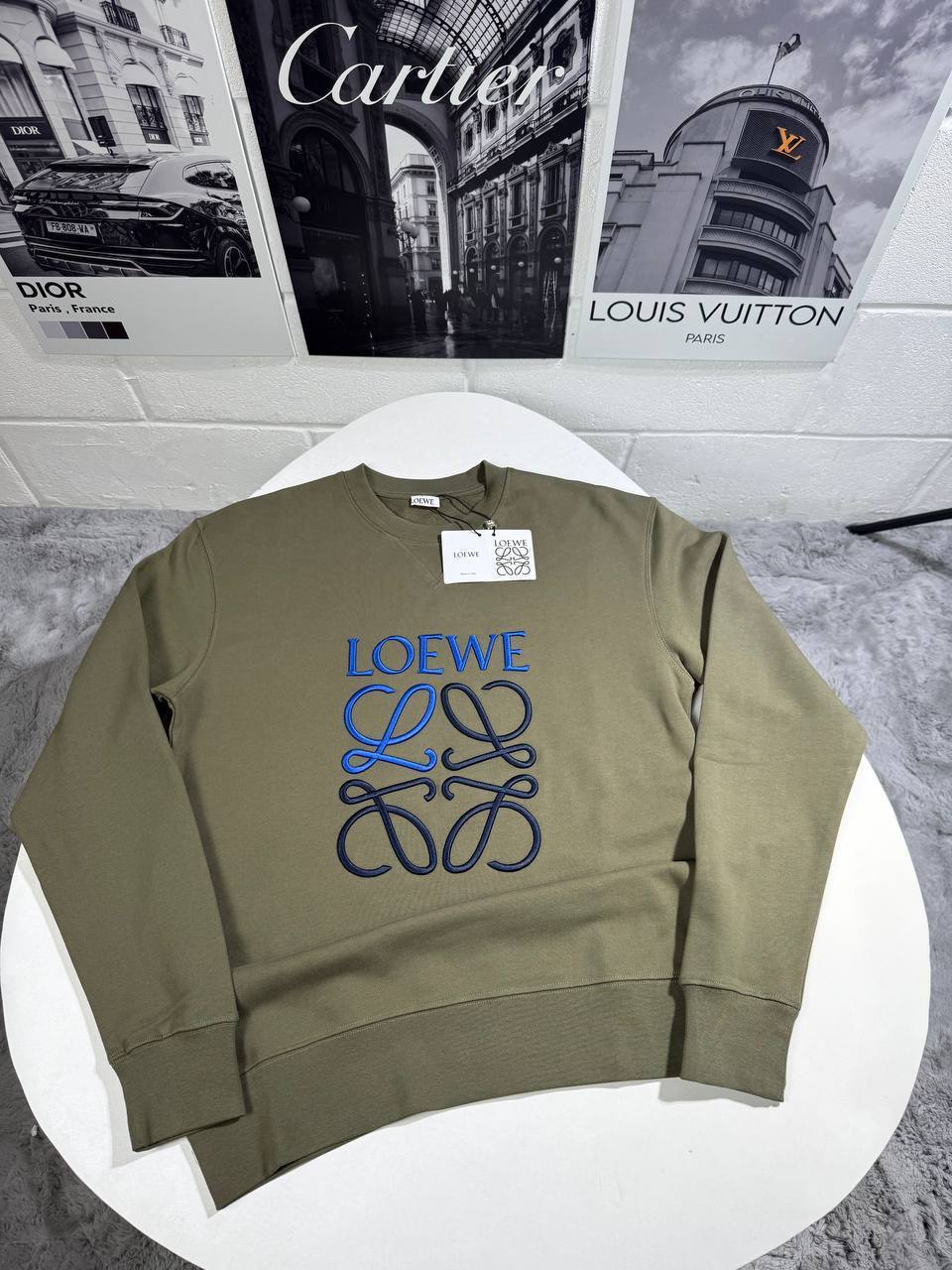 Loewe Anagram Classic Logo Crewneck Mens Jumpers in 2 Colors UK Reps AAA Quality