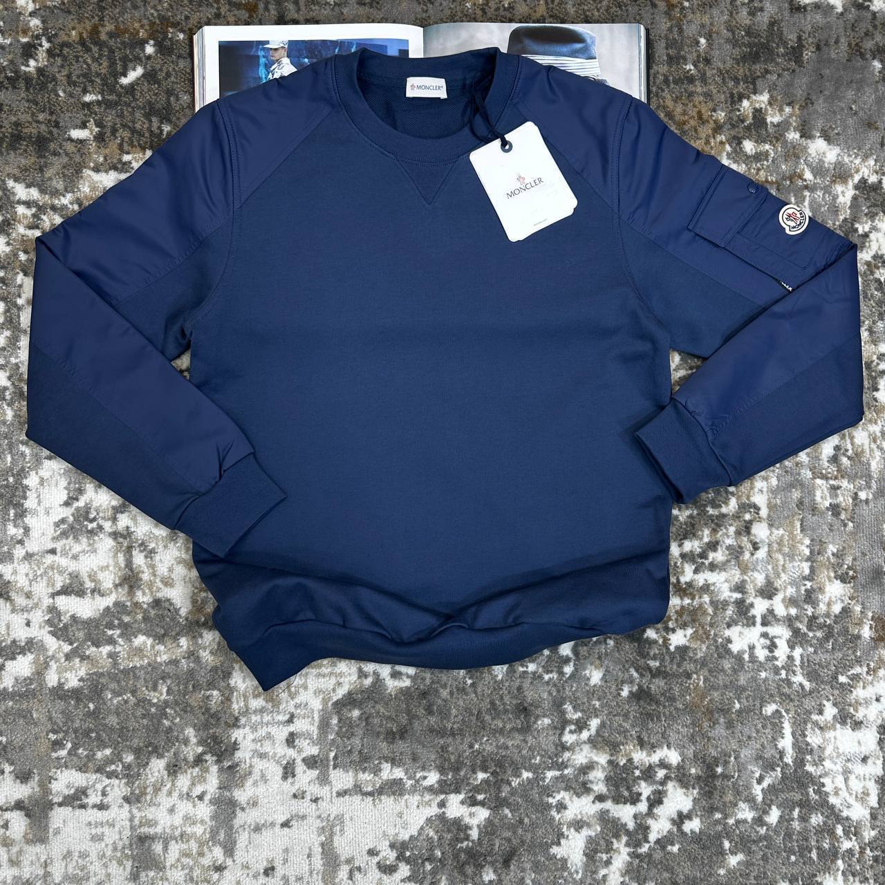 Moncler Fleece Crewneck Jumpers with Sleeve Pockets Mens in Multiple Colors Best Sale UK Reps AAA Quality