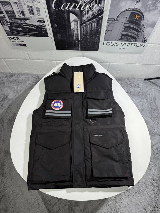 Canada Goose Tactical Multi Pocket Gilet Mens in 2 Colors Best Sale UK Reps AAA Quality