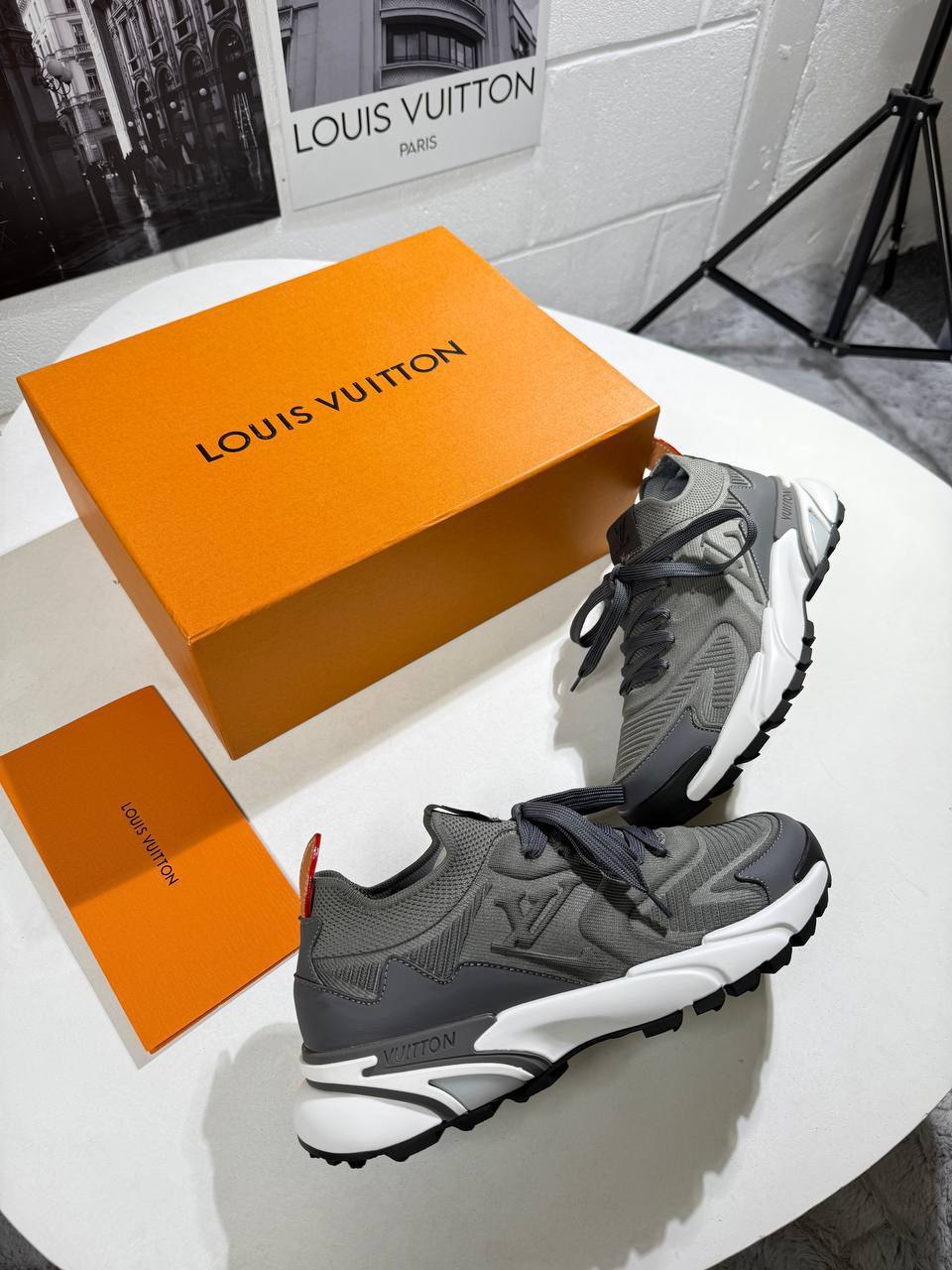 Louis Vuitton LV Runner Tatic Trainers Mens in Grey Color Best Sale UK Reps AAA Quality