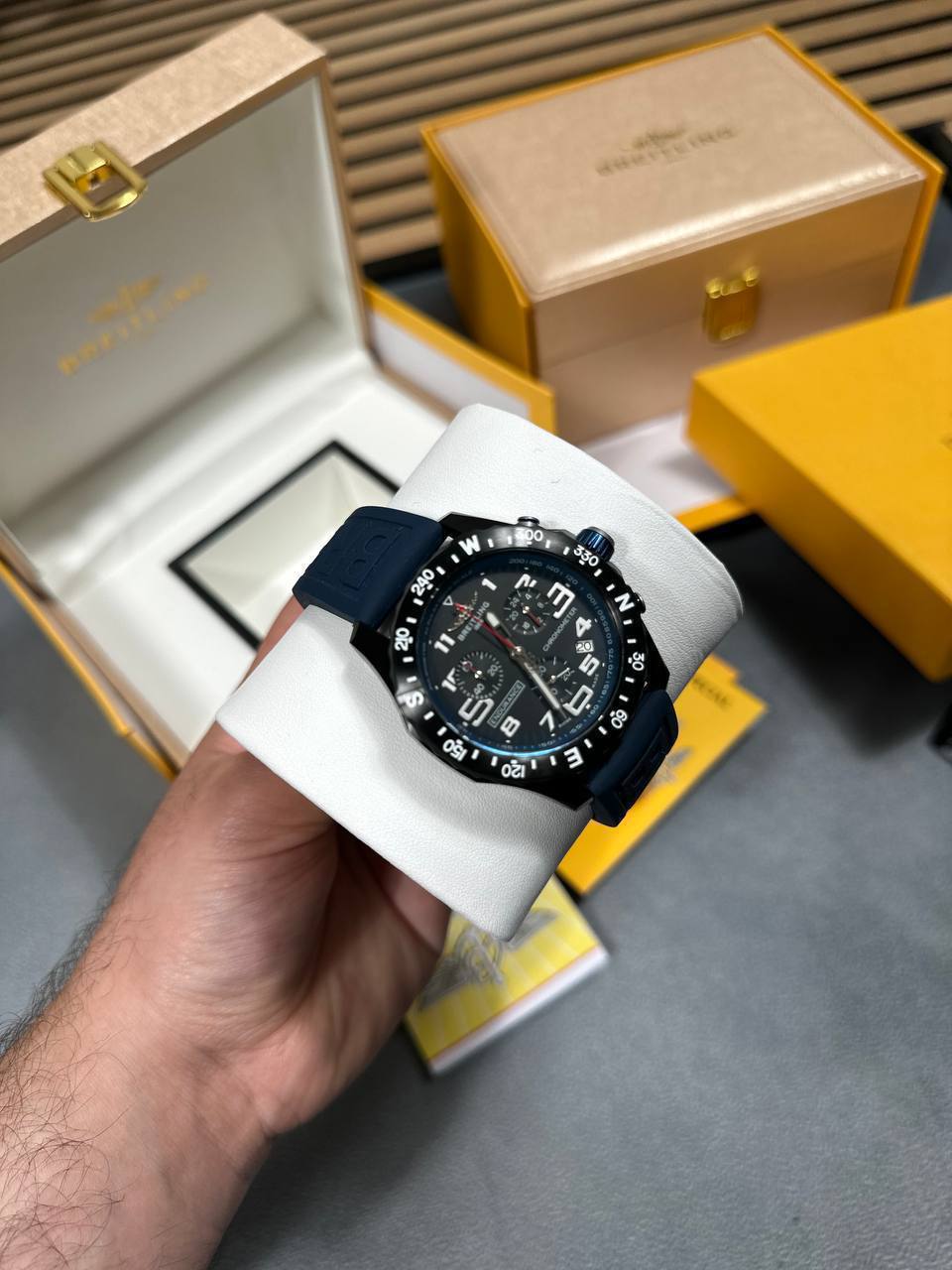 Breitling Endurance Pro with Rubber Strap in Different Colors Men's Watch