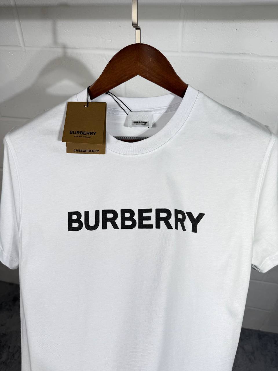 Burberry Logo-Print Cotton T-shirts & Shorts Set Mens in Multiple Colors Best Sale UK Reps AAA Quality