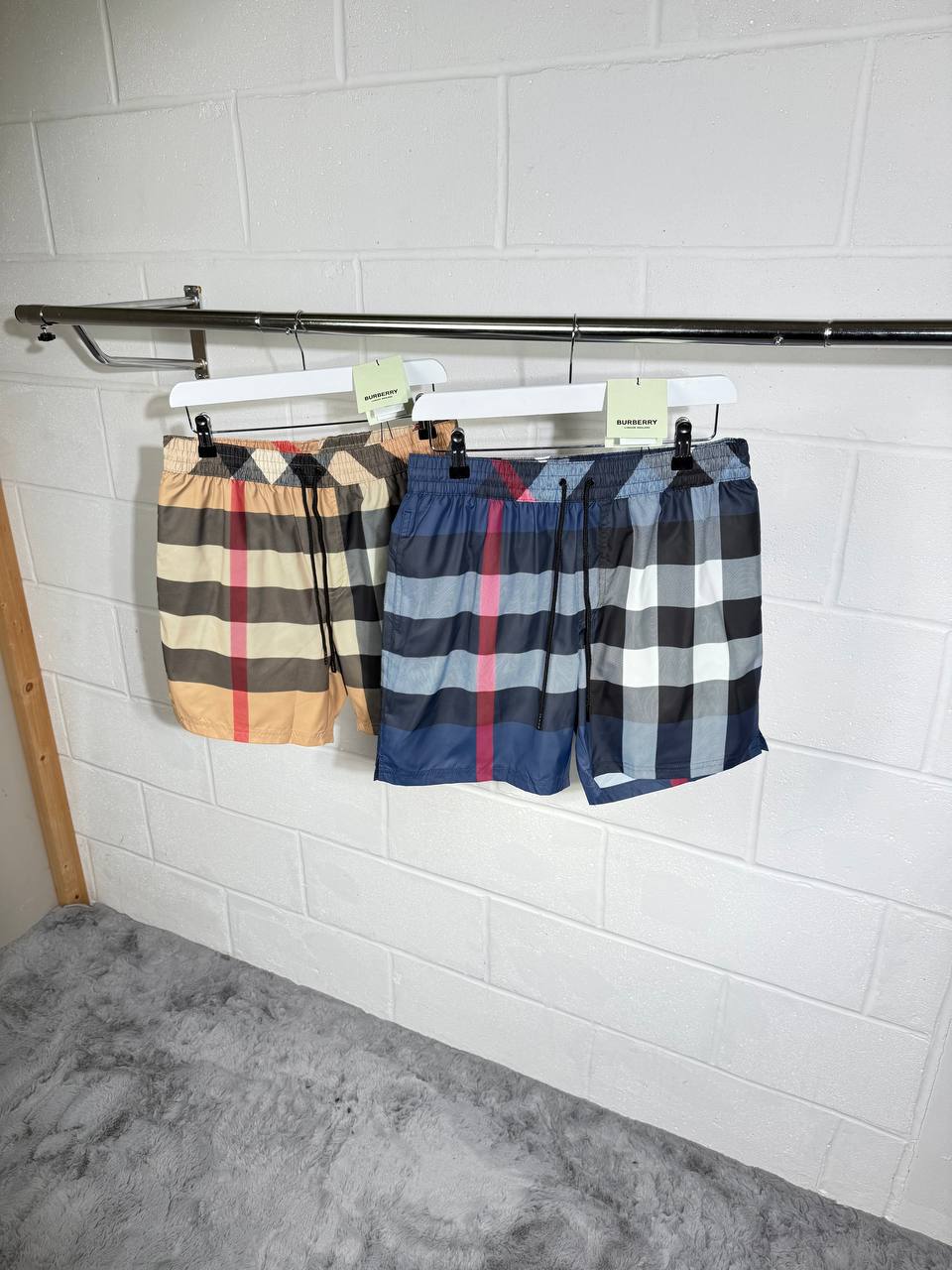 Burberry Logo-Print Cotton T-shirts & Shorts Set Mens in Multiple Colors Best Sale UK Reps AAA Quality