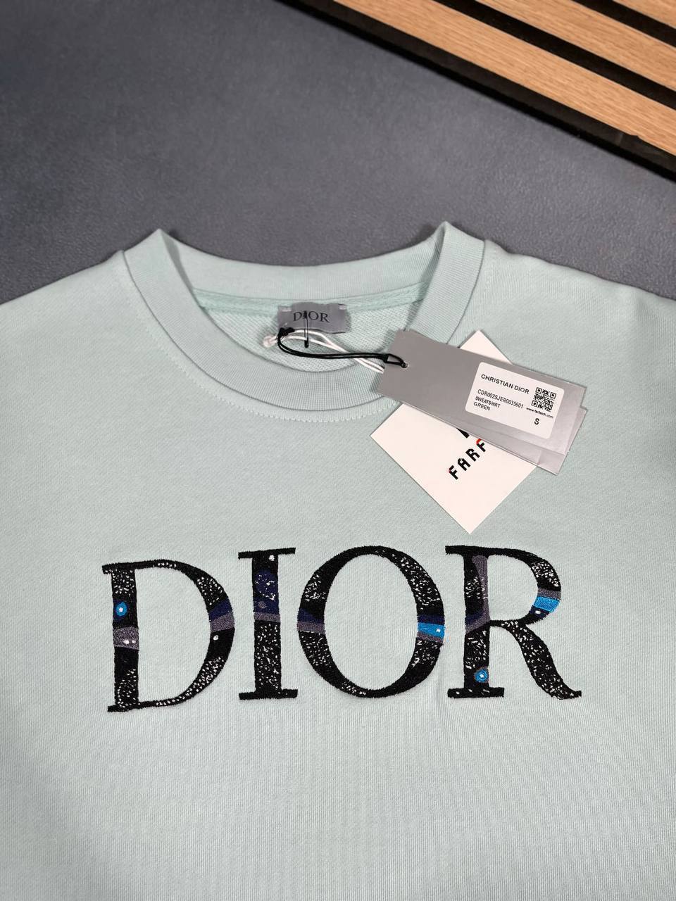 Christian Dior Logo Crew & Scoop Necks Sweatshirt Mens in Multiple Colors Best Sale UK Reps AAA Quality