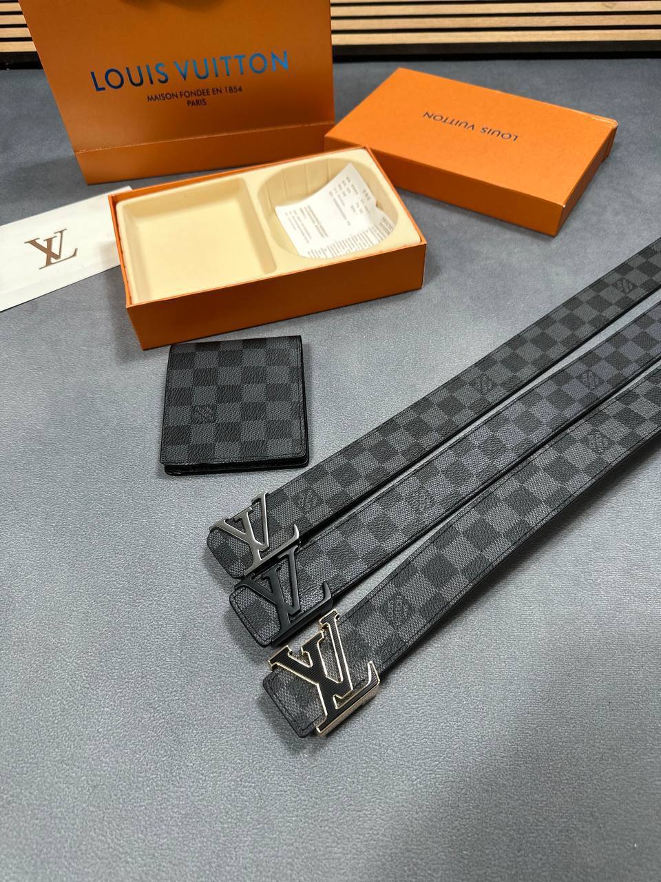 Louis Vuitton Wallets & Belts Sets Men's Different Buckle Color AAA Quality UK Reps
