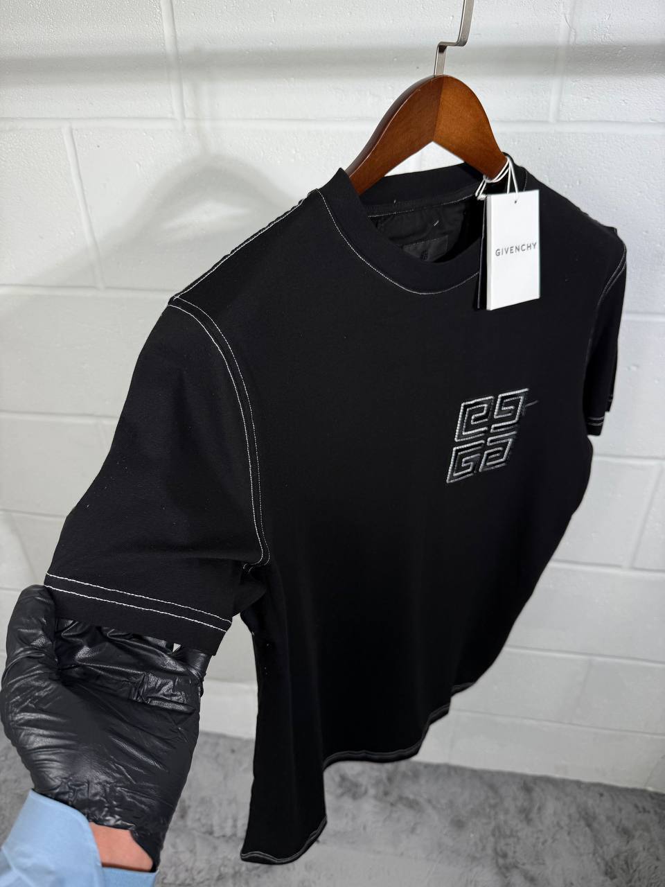 Givenchy 4G-motif Cotton T-shirts Men's in 2 Colors UK Reps