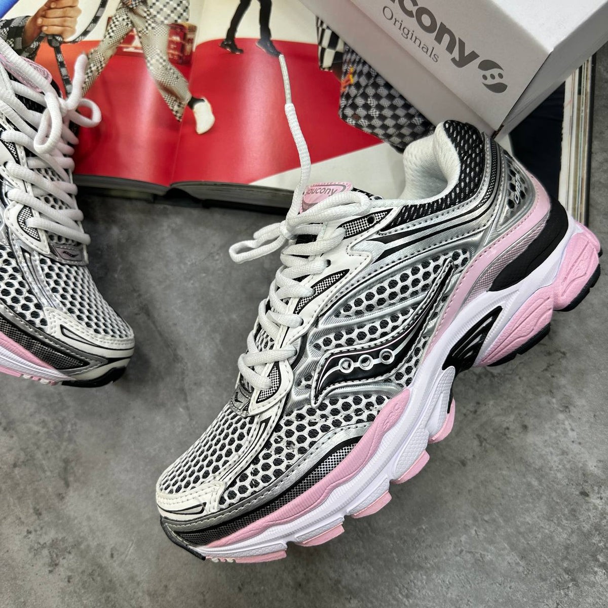 Saucony ProGrid Omni 9 "Pastel Pink" Womens Trainers UK Reps Superclone Quality