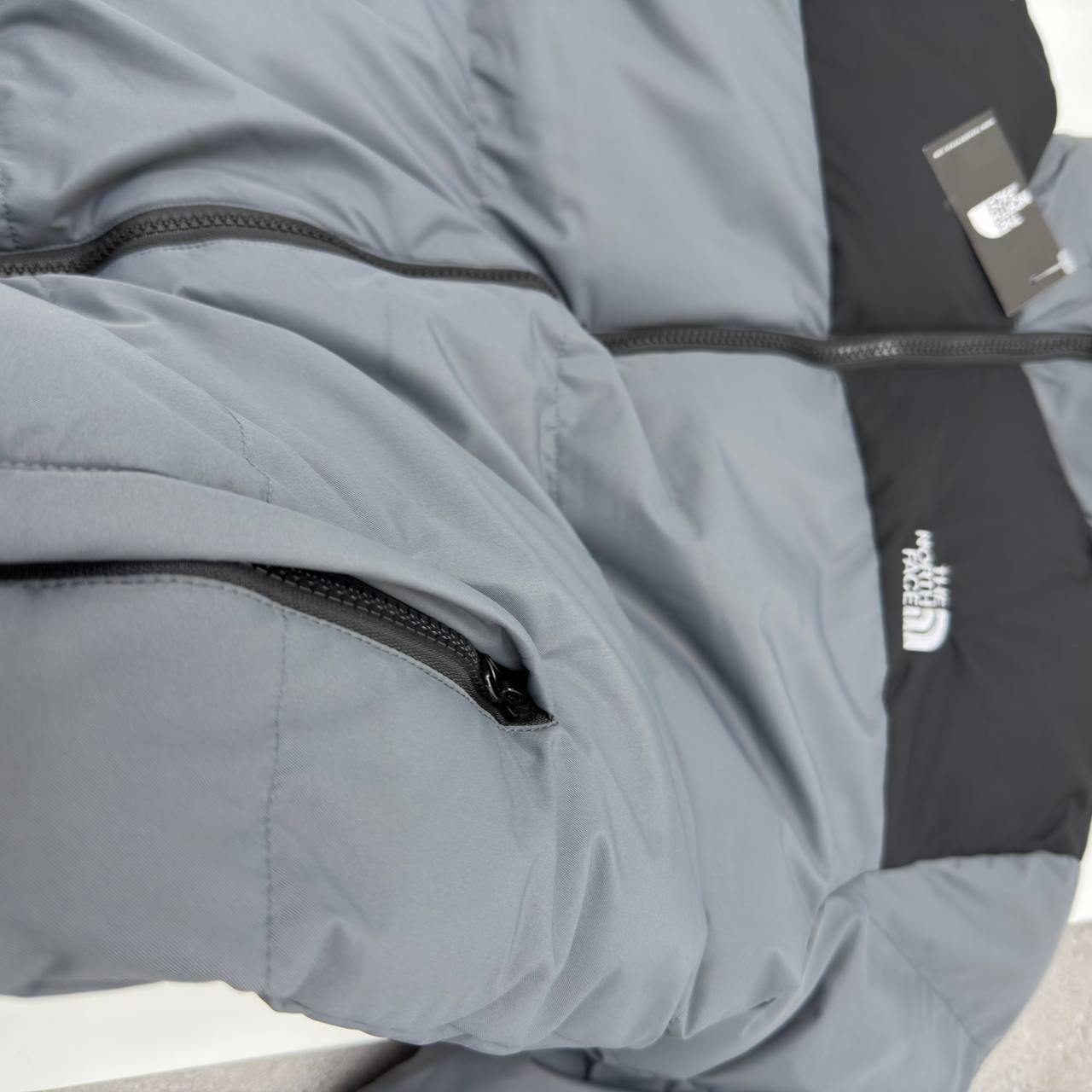 The North Face 1996 Retro Nuptse Jacket Mens in Multiple Colors UK Reps AAA Quality