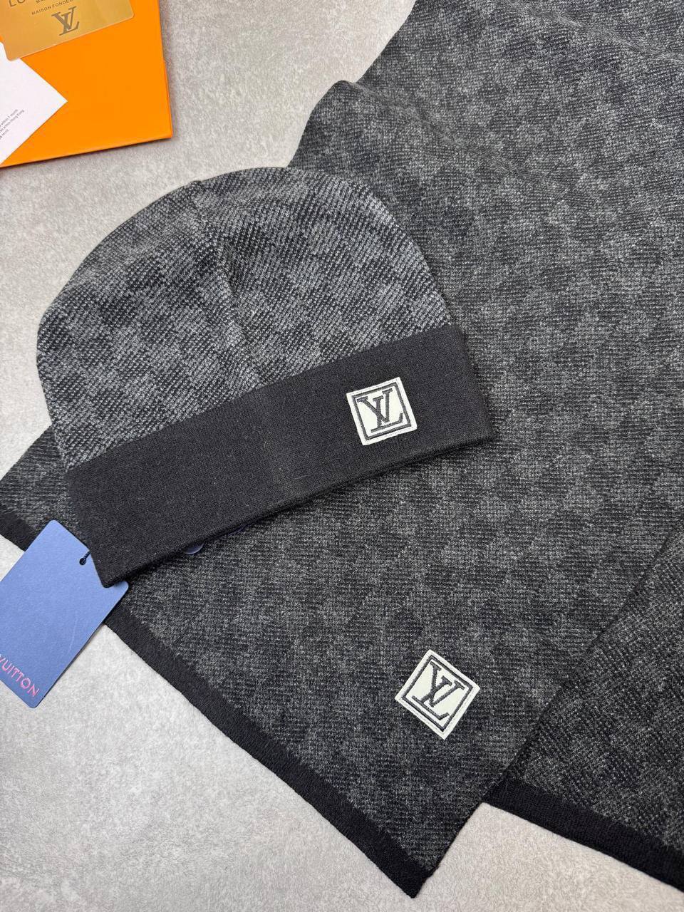 Louis Vuitton Monogram Cashmere Scarf & Cap Set Mens in Multiple Colors Best Sale UK Reps AAA Quality