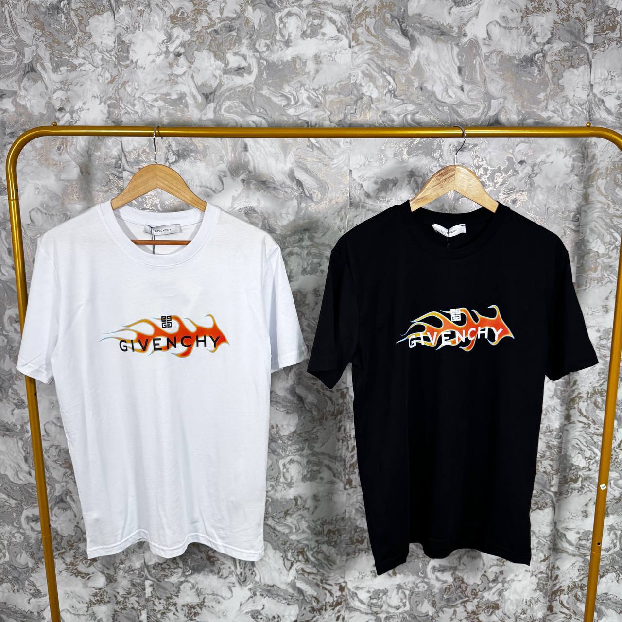 Givenchy Flames Logo Slim Fit T-shirt Mens in 2 Colors Best Sale UK Reps AAA Quality