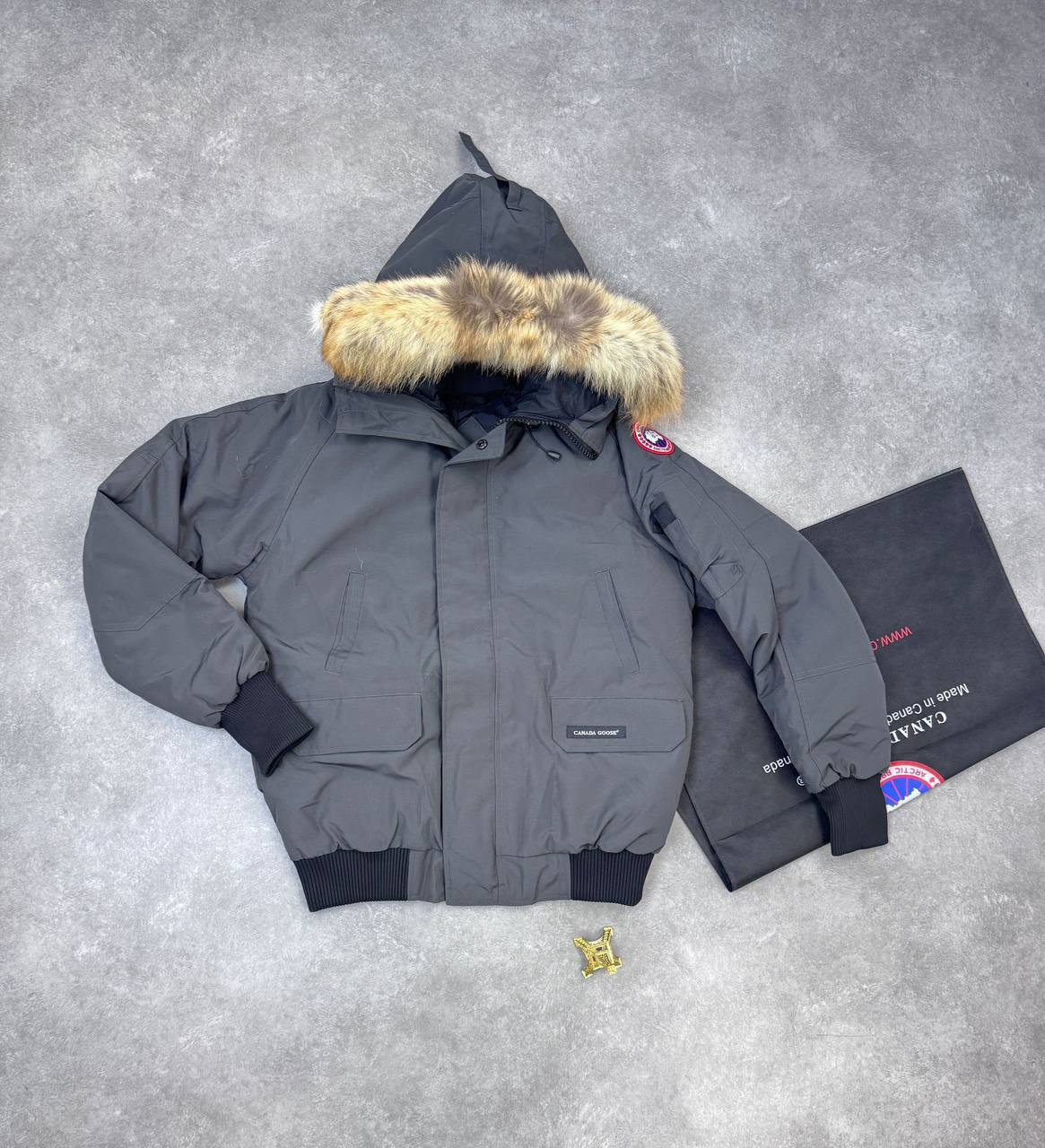 Canada Goose Chilliwack Fur-Trimmed Arctic-Tech Bomber Mens Jacket in Multiple Colors Best Sale UK Reps AAA Quality