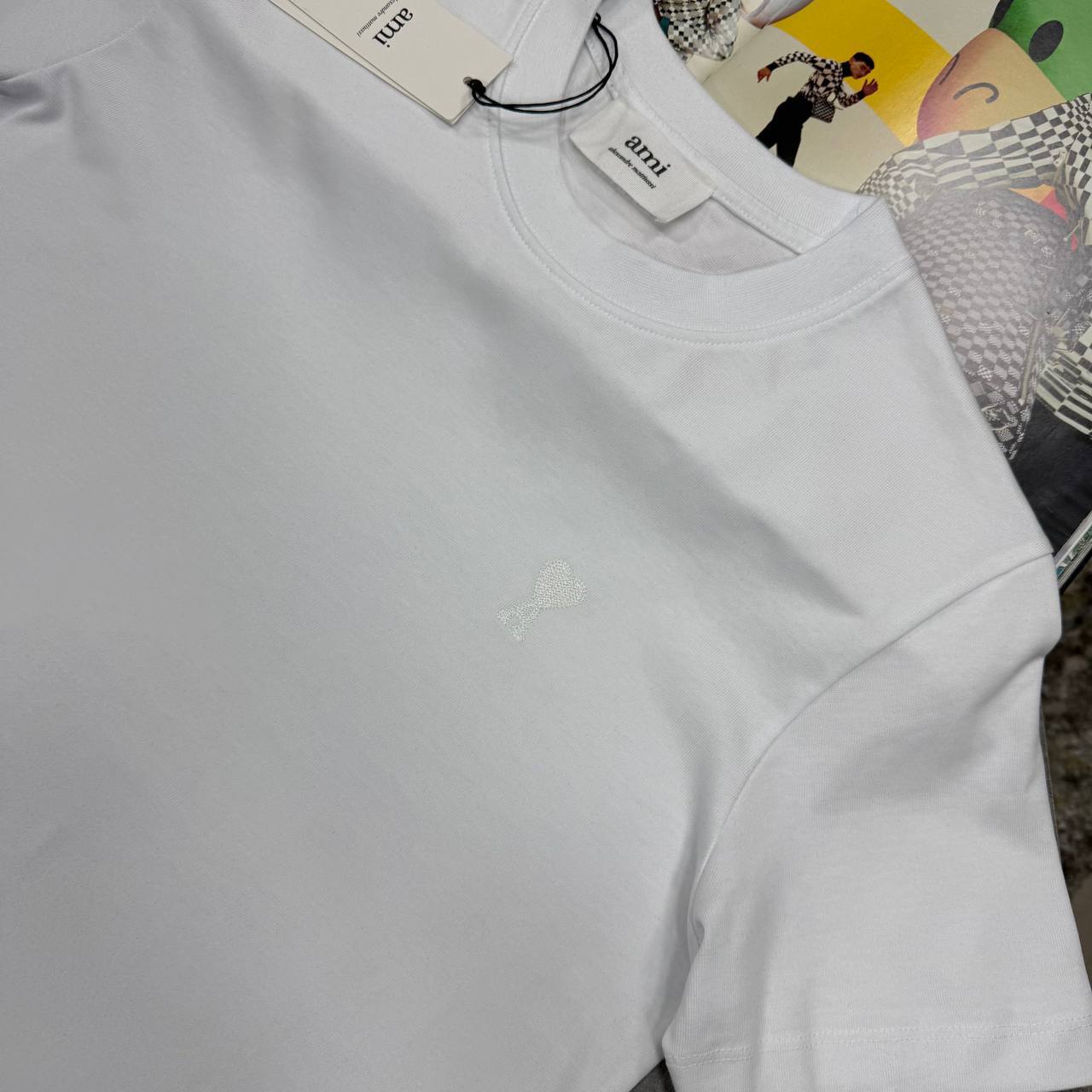 Ami Tonal Heart Logo Regular Fit T-Shirt Mens in 2 Colors Best Sale UK Reps AAA Quality