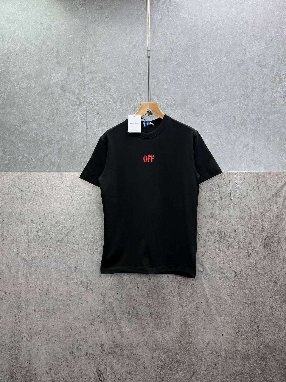 Off-White Smile Arrow Regular Fit T-shirt Mens in 2 Colors Best Sale UK Reps AAA Quality