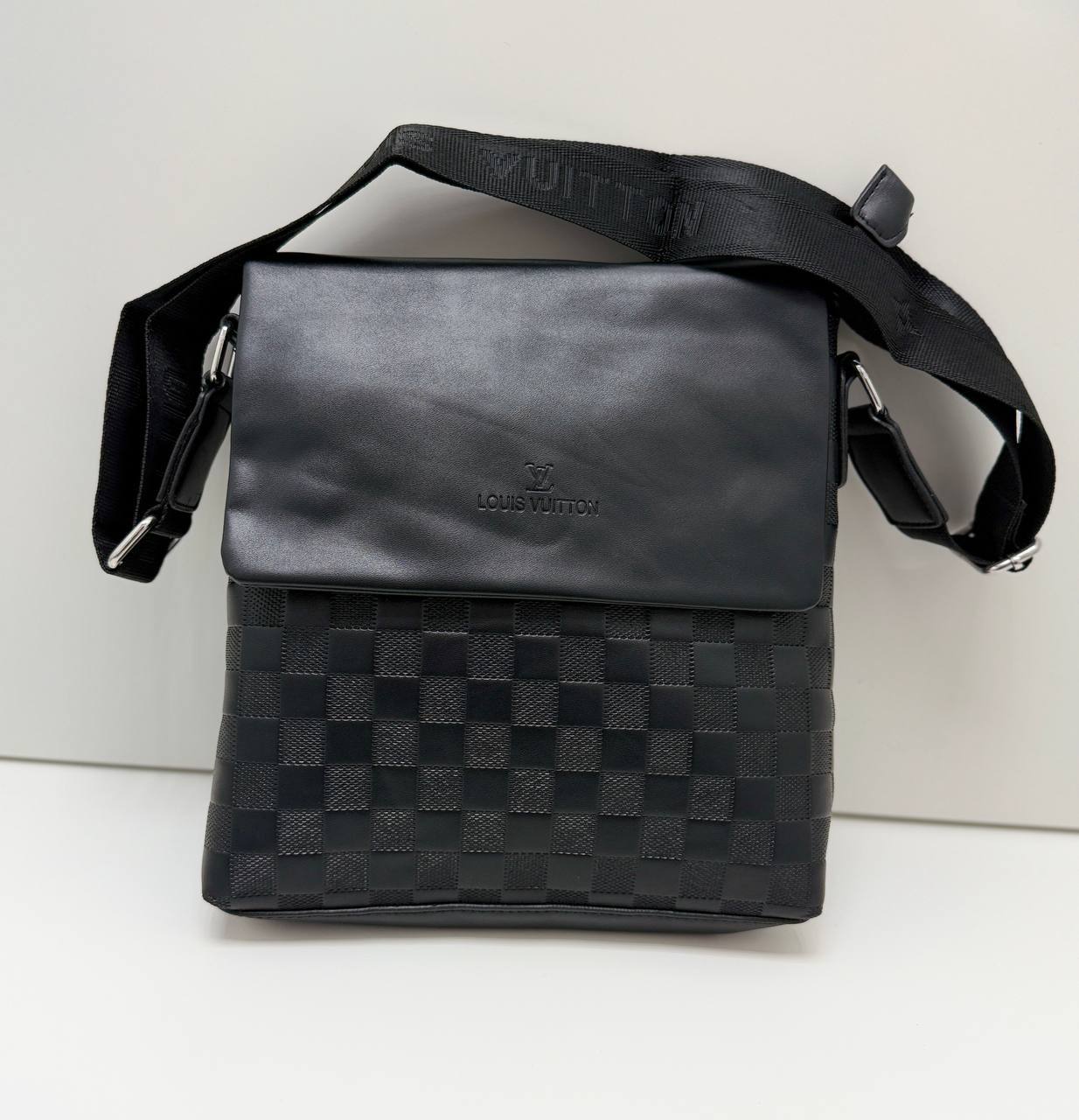 Louis Vuitton Well Designer Damier Crossbody Black Bag Casual Mens Best Sale UK Reps AAA Quality