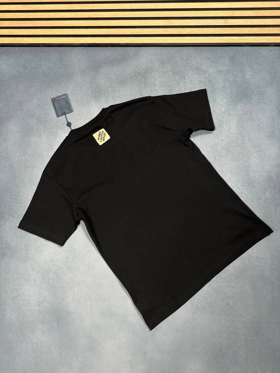 Louis Vuitton LV Embroidered Signature T-Shirts Mens in 2 Colors UK Reps AAA Quality