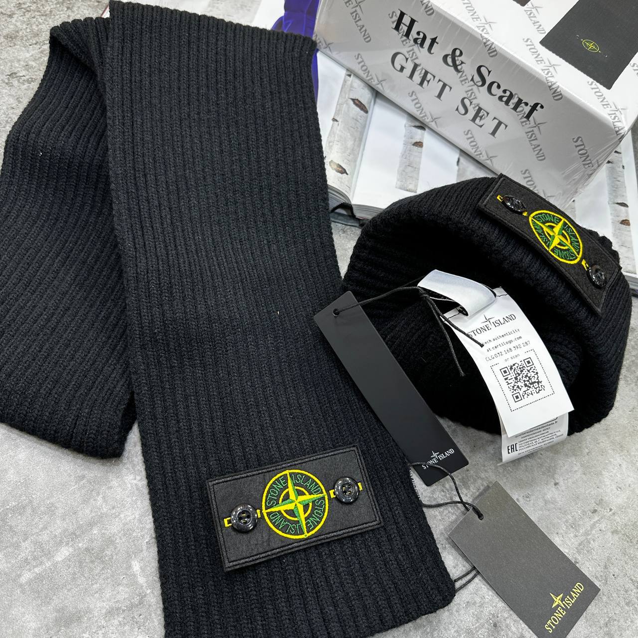 Stone Island Badge Woolen Scarf & Cap Set Mens in Black Color UK Reps AAA Quality
