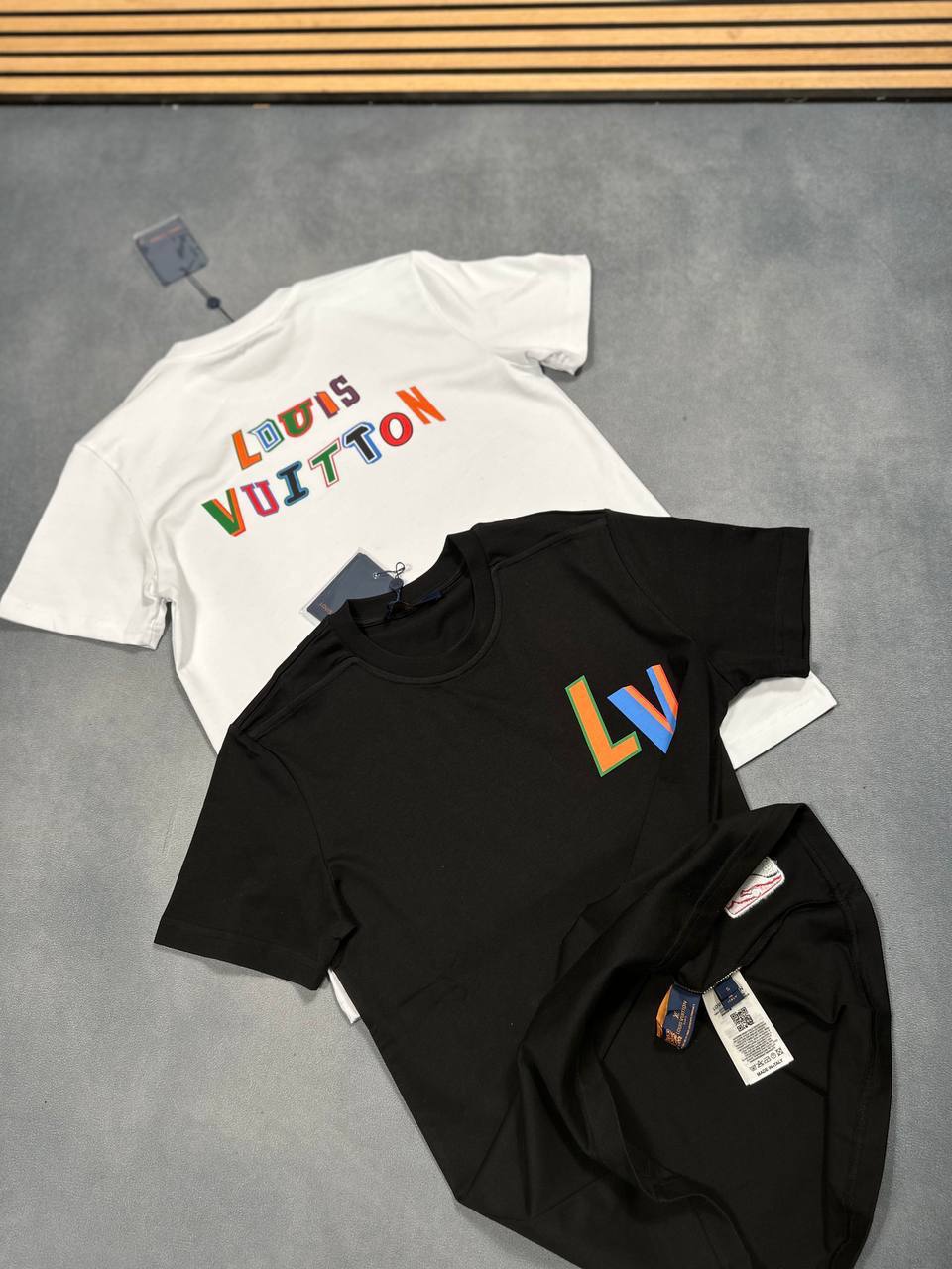 Louis Vuitton NBA White Spellout Logo Mens T-Shirts in 2 Color UK Reps AAA Quality