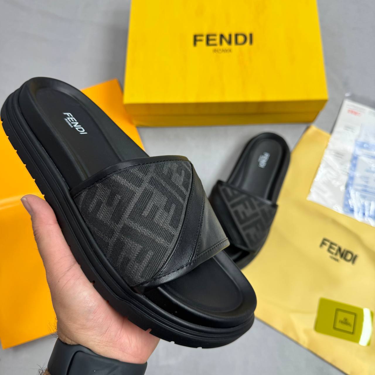 Fendi Diagonal Logo High Quality Canvas Men's Sliders UK Reps AAA Quality