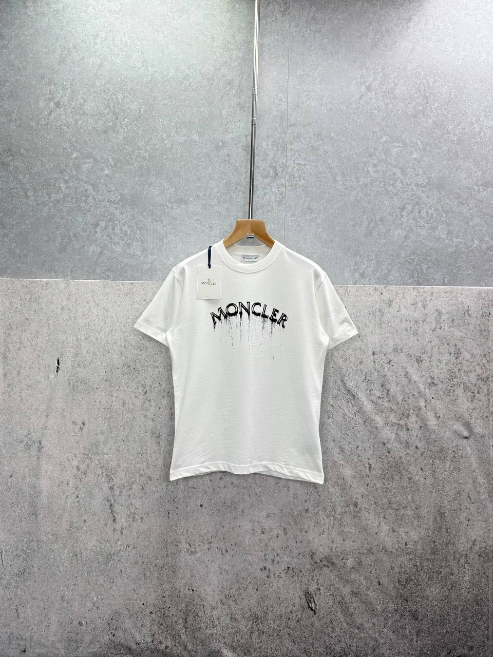 Moncler Logo-Print Faded-effect Cotton T-Shirts Mens in 2 Colors Best Sale UK Reps AAA Quality