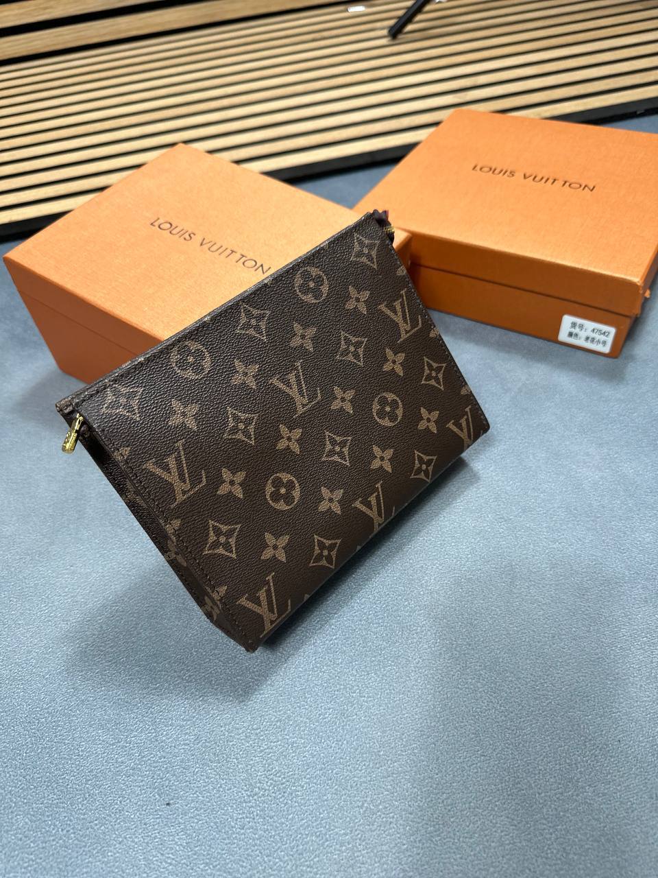 Louis Vuitton Gaston Wearable Wallet Monogram Womens Wallet Hardware Monogram Eclipse UK Reps AAA Quality