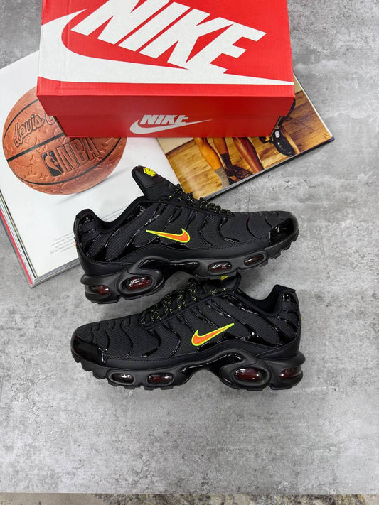 Nike TN Air Max Plus Black Volt Crimson Mens Trainers Best Sale UK Reps AAA Quality