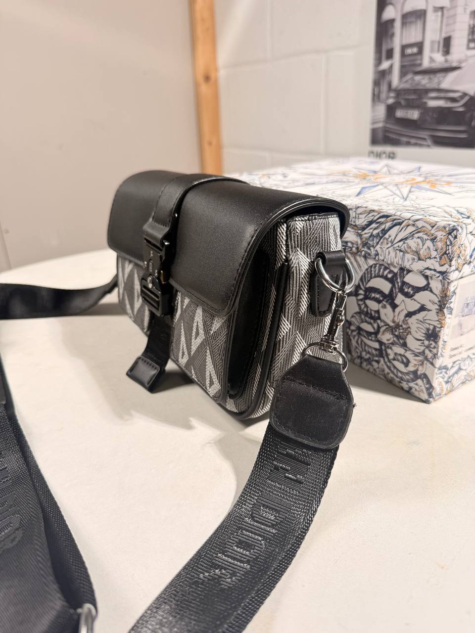 Dior Hit the Road Messenger Luxury Bag AAA Quality Reps UK
