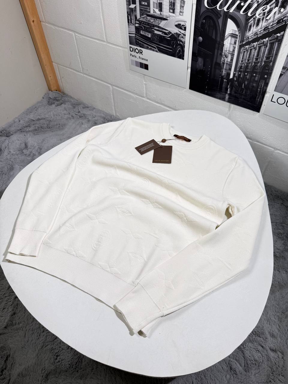 Louis Vuitton Monogram Embossed Pullover Crewneck Ready-to-Wear Mens in 2 Colors Jumpers UK Reps AAA Quality