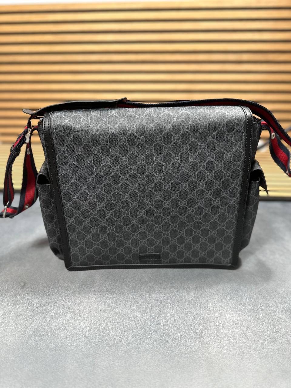 Gucci Large Changing Bag in GG Supreme Monogram Large Canvas in Black UK Reps AAA Quality