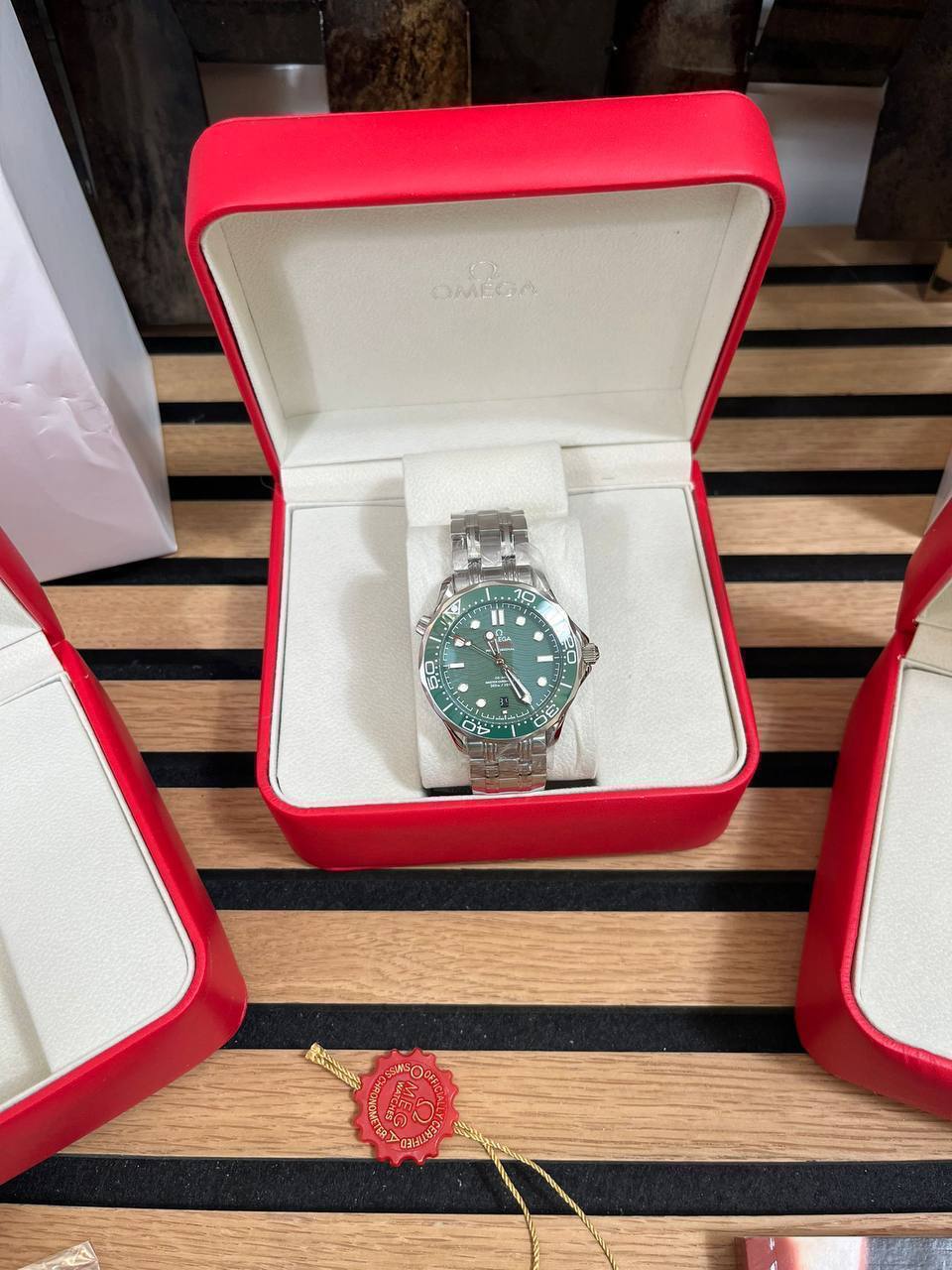 Omega Seamaster Diver Co-Axial Chronometer Men's Watch in Multiple Colors UK Reps AAA Quality