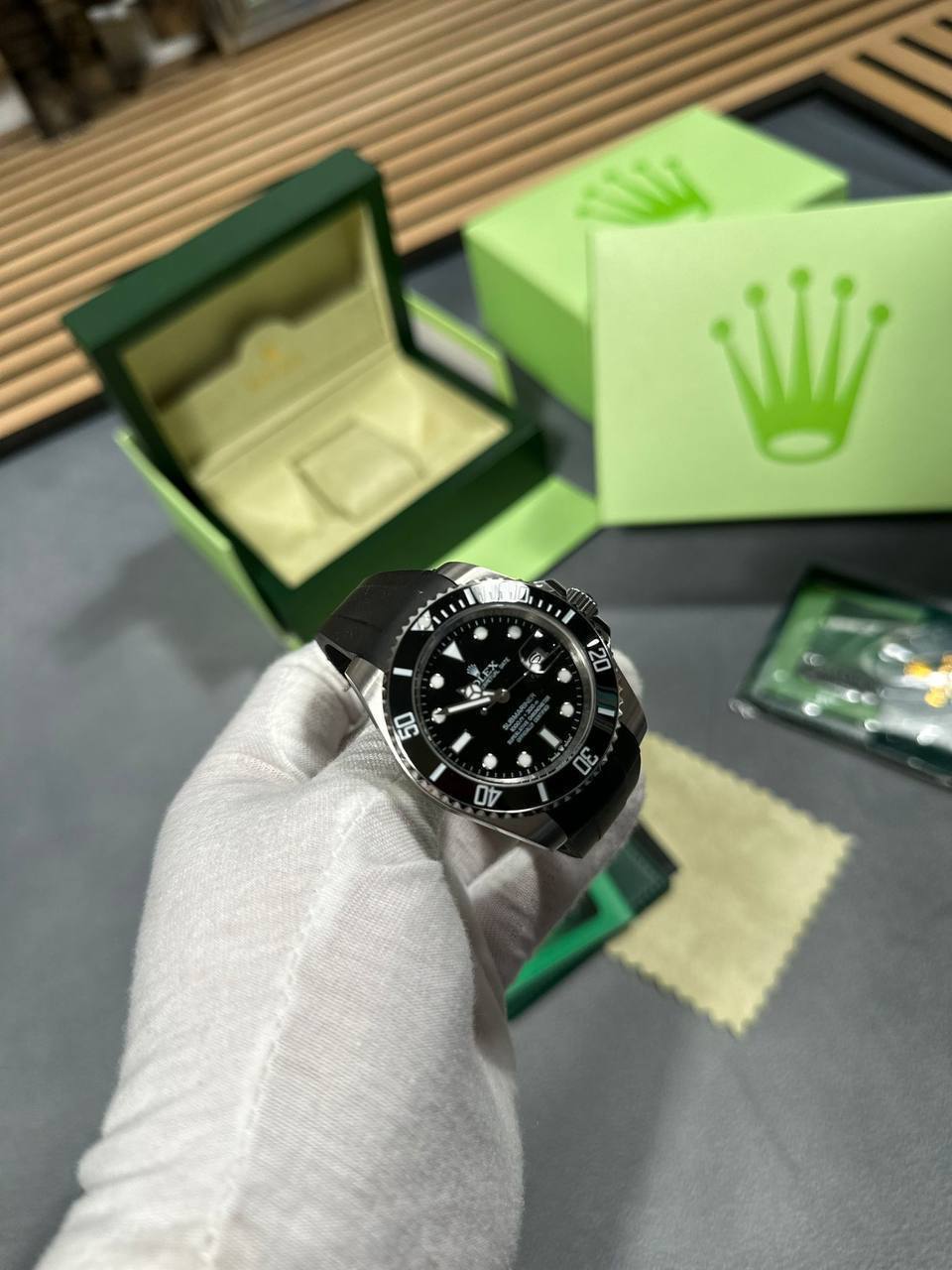 Rolex Submariner Date Hulk Mens Watch in 2 Colors Best Sale UK Reps AAA Quality