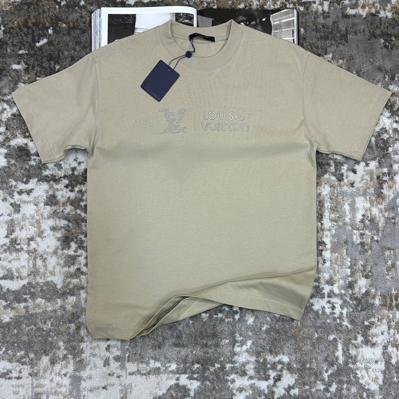 Louis Vuitton Embroidered Signature Cotton T-Shirts in 2 Colors Mens Ready to Wear UK Reps Best Sale