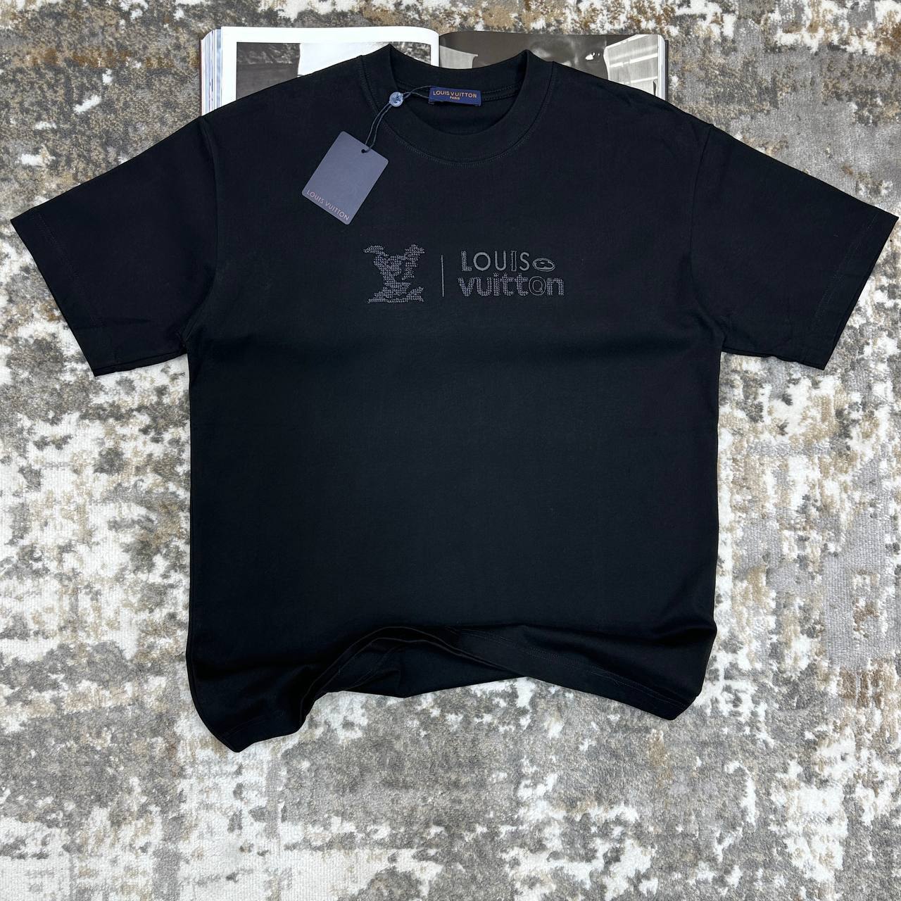 Louis Vuitton Embroidered Signature Cotton T-Shirts in 2 Colors Mens Ready to Wear UK Reps Best Sale